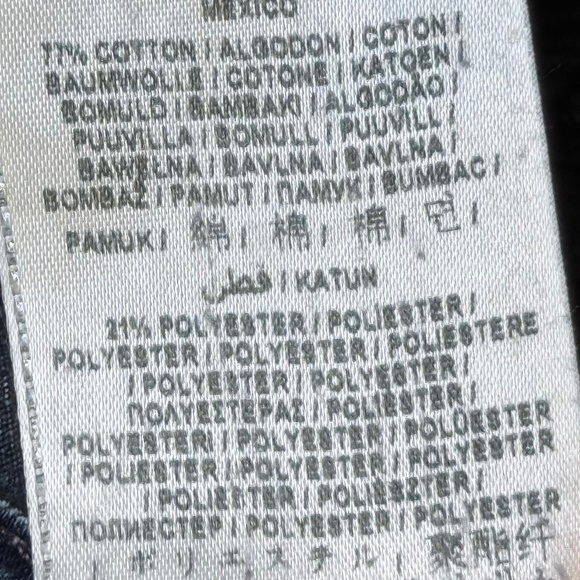 Guess | Medium Rise Skinny Sarah Fit Jeans - Picture 15 of 16